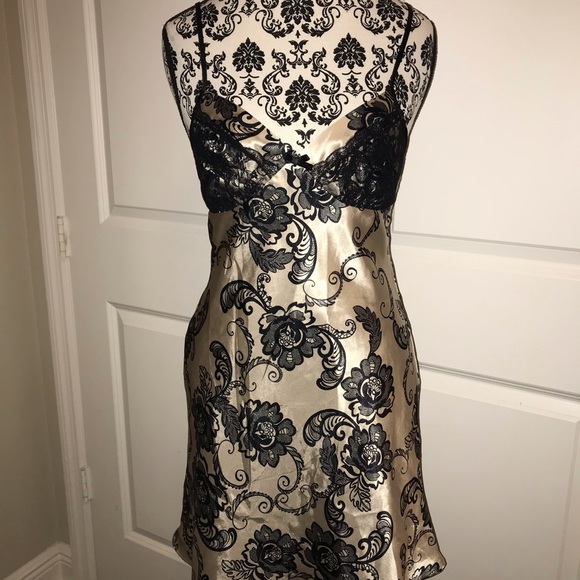 NWOT Apt 9 size small black Lacey style and taupe lingerie Sexy❤️❤️ - Picture 5 of 9